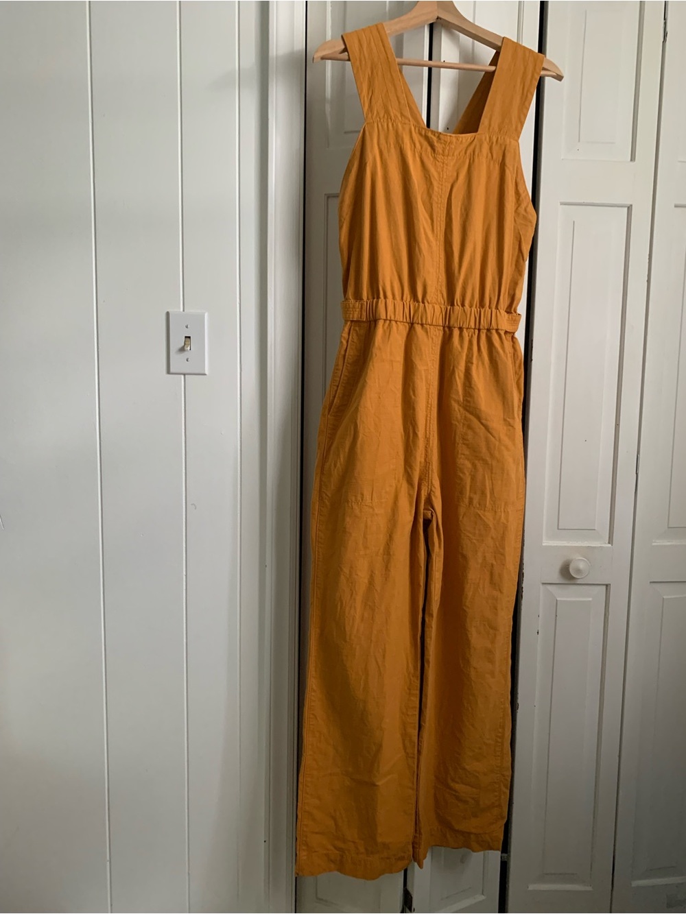 Women’s Everlane Fatigue Apron Jumpsuit in Gold Size 8